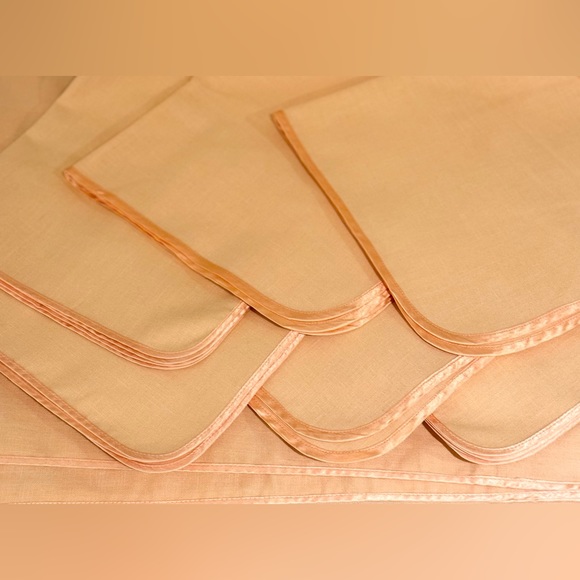 Vintage Christian Dior, LINGE DE MAISON, Paris, Tablecloth & Six Napkins - Picture 3 of 3